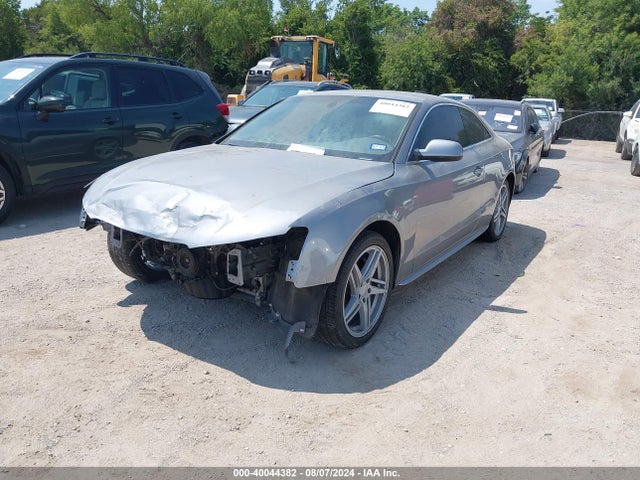 2016 AUDI A5 WAUHGAFR6GA046198 Photo 1