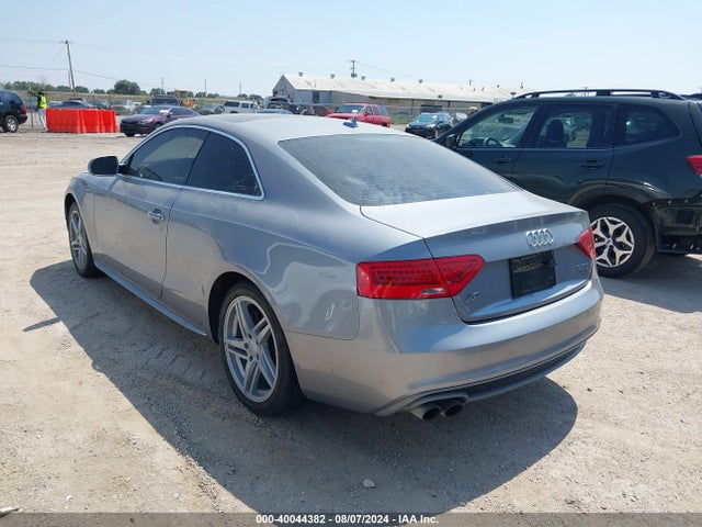 2016 AUDI A5 WAUHGAFR6GA046198 Photo 2
