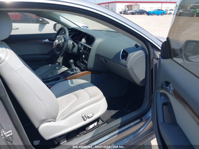 2016 AUDI A5 WAUHGAFR6GA046198 Photo 4