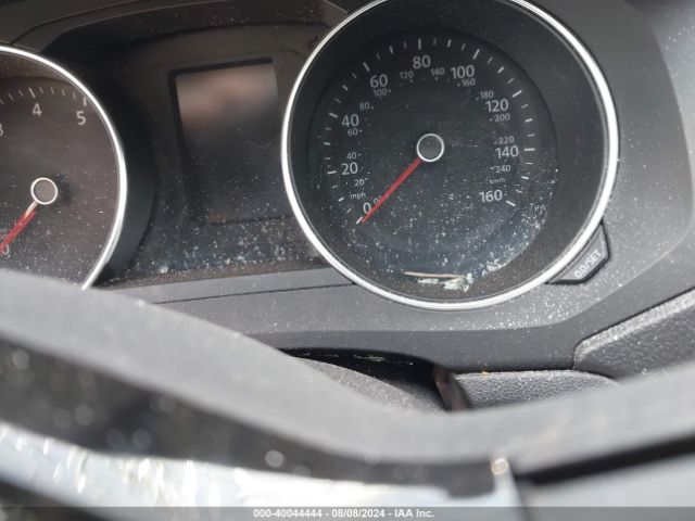 3VWD17AJ9FM256946 Volkswagen Jetta 1.8t Se