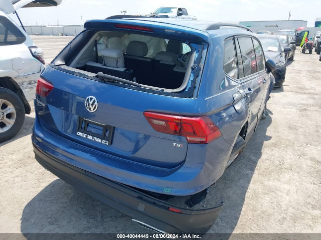 3VV1B7AX3JM035585 Volkswagen Tiguan 2.0t S