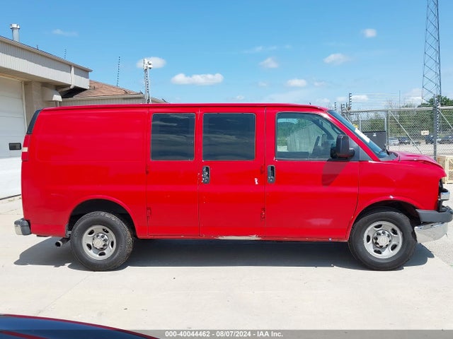 1GCWGFCA0E1142668 Chevrolet Express 2500 Work Van