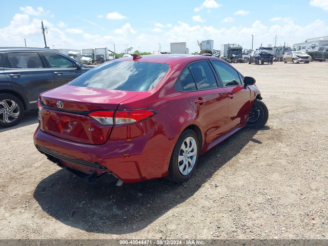 Toyota COROLLA LE 2022 5YFEPMAE3NP320915 Image 4