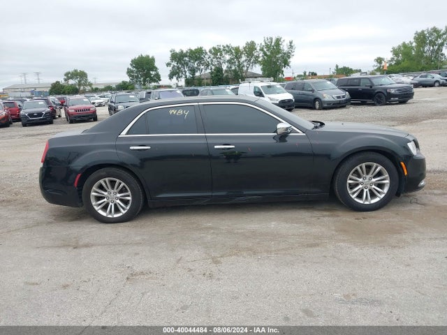 40044484 :رقم المزاد ، 2C3CCAEGXFH779920 vin ، 2015 Chrysler 300c مزاد بيع