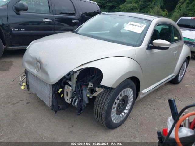 3VWJ17AT2FM602663 Volkswagen Beetle 1.8t