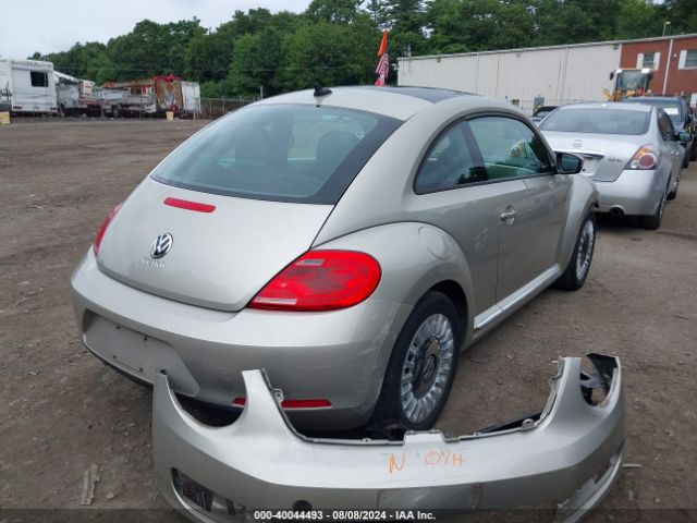 3VWJ17AT2FM602663 Volkswagen Beetle 1.8t