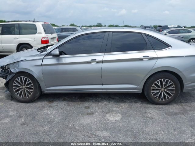 3VWC57BU2MM091036 Volkswagen Jetta 1.4t R-line/1.4t S/1.4t Se