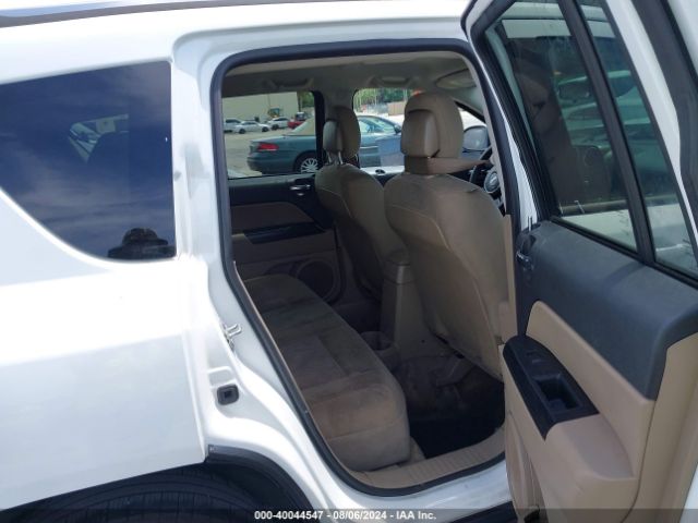 1C4NJCBA9FD273238 Jeep Compass Sport
