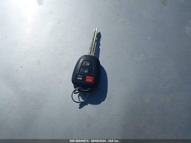 Toyota COROLLA SE 2018 2T1BURHE9JC009241 Image 11