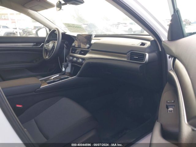 1HGCV1F17NA057710 Honda ACCORD LX