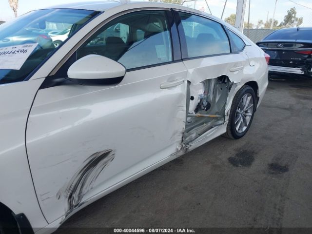 1HGCV1F17NA057710 Honda ACCORD LX