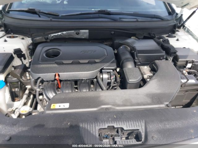 5NPE24AFXGH329201 Hyundai SONATA SE
