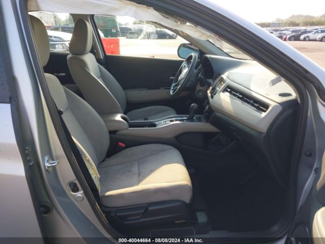 3CZRU6H36NM759084 Honda Hr-v Awd Lx