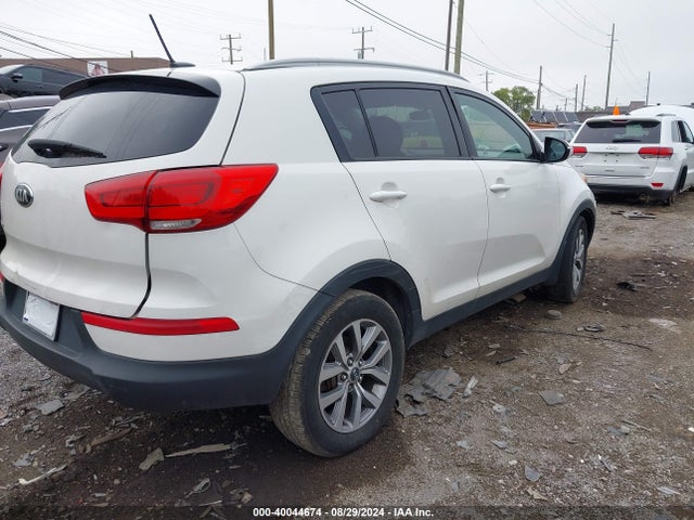 KIA Sportage Lx 2015 KNDPBCAC1F7723875 Image 4