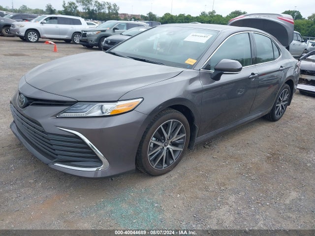 Toyota CAMRY XLE 2024 4T1F11AK1RU911954 Image 2