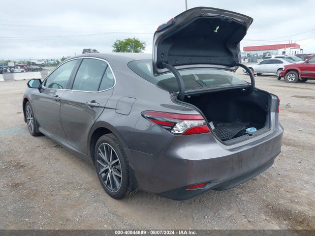 Toyota CAMRY XLE 2024 4T1F11AK1RU911954 Image 3