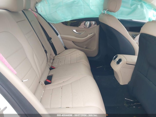 W1KWF8DBXMR646673 Mercedes-Benz C 300 Sedan