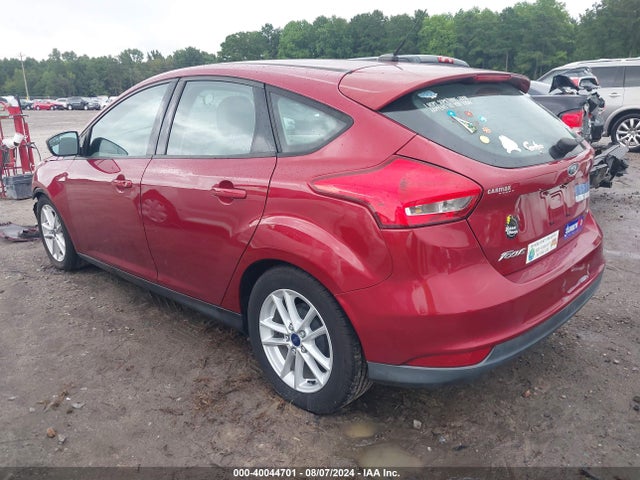 Ford FOCUS SE 2015 1FADP3K25FL318223 Image 3