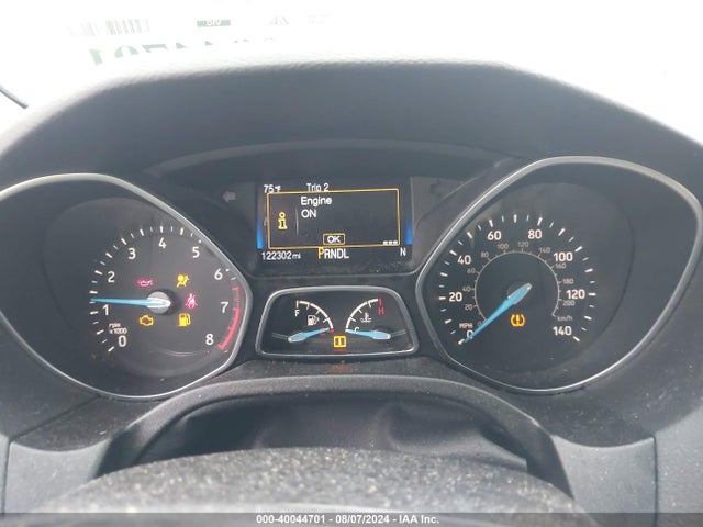 Ford FOCUS SE 2015 1FADP3K25FL318223 Image 7
