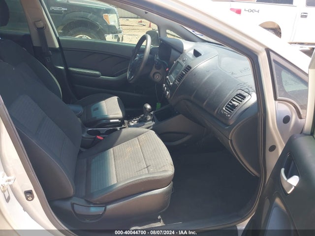 KIA FORTE LX 2018 3KPFL4A76JE259721 Image 5
