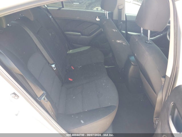 KIA FORTE LX 2018 3KPFL4A76JE259721 Image 8