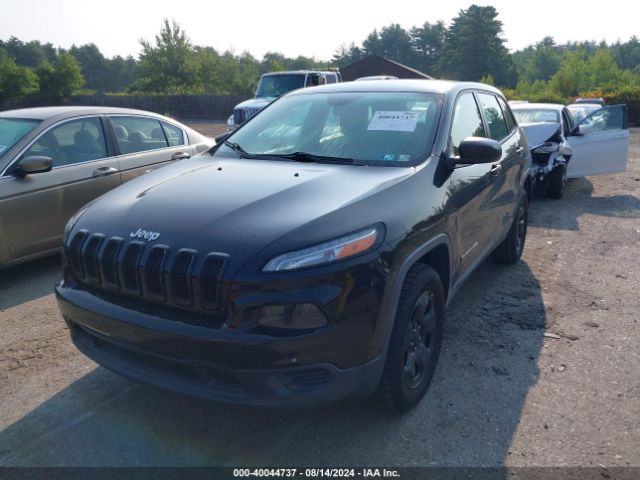 1C4PJMAB8FW666273 Jeep Cherokee Sport