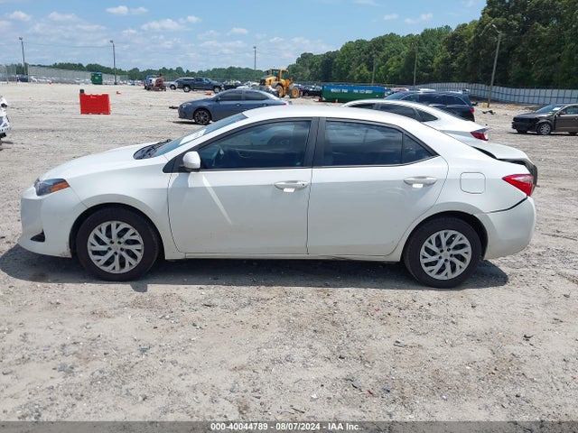 Toyota COROLLA LE 2017 5YFBURHE9HP714891 Image 14