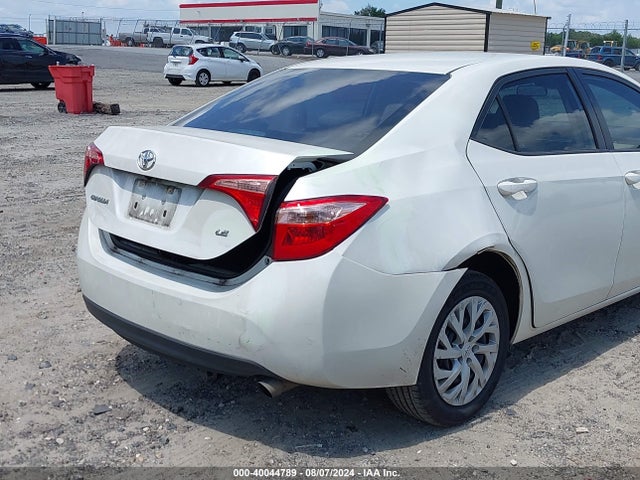 Toyota COROLLA LE 2017 5YFBURHE9HP714891 Image 6