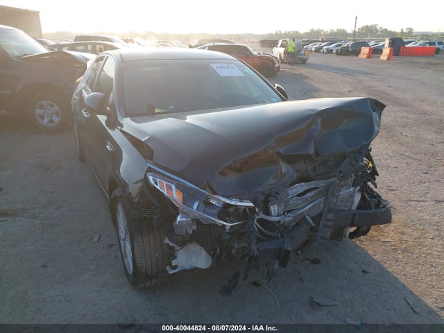 KIA Optima Lx 2016 5XXGT4L32GG076427 Image 1