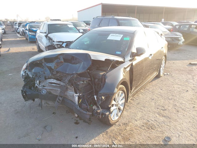KIA Optima Lx 2016 5XXGT4L32GG076427 Image 2