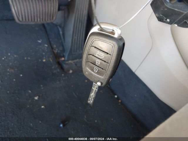 KM8J33A4XJU767617 Hyundai TUCSON SEL