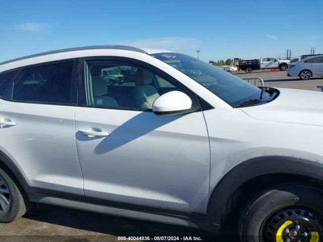 KM8J33A4XJU767617 Hyundai TUCSON SEL
