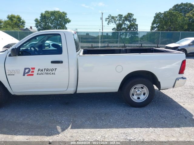 3C6JR6DGXNG395805 RAM 1500 Classic Tradesman Regular Cab 4x2 8' Box