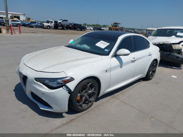 ZARFAECNXJ7593909 Alfa Romeo Giulia Ti Lusso Rwd