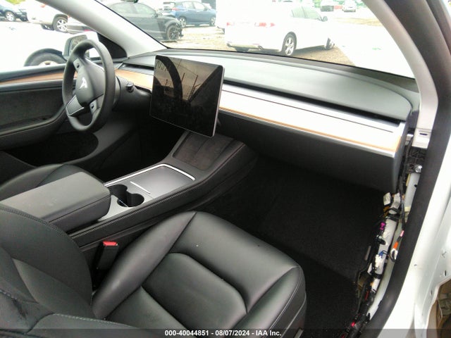 2023 TESLA MODEL Y LONG RANGE AWD 7FAYGDEE1PA128964 Photo 4