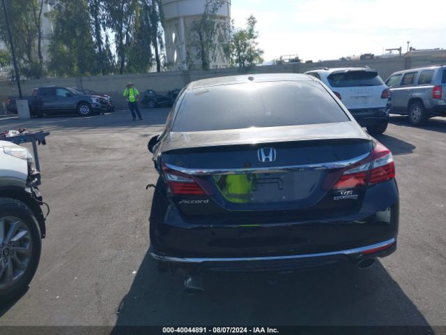 1HGCR3F96HA002031 Honda Accord Touring V6