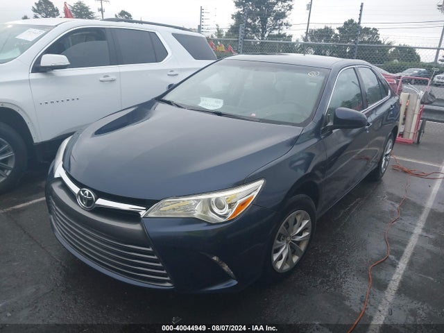 Toyota CAMRY LE 2015 4T4BF1FK2FR506793 Image 2