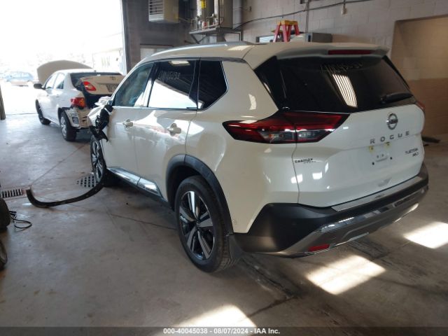 JN8AT3DD9MW321665 Nissan Rogue Platinum Intelligent Awd
