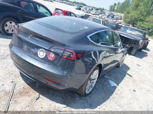 2018 TESLA MODEL 3 5YJ3E1EA3JF024057 Photo 3