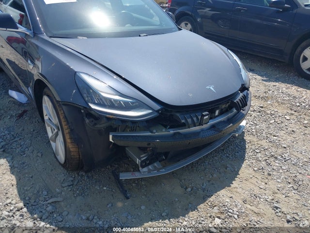 2018 TESLA MODEL 3 5YJ3E1EA3JF024057 Photo 5