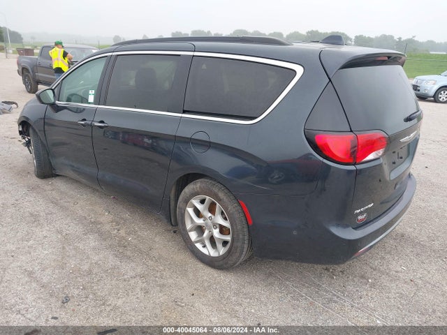 Chrysler Pacifica Touring Plus 2019 2C4RC1FG6KR702583 Image 3