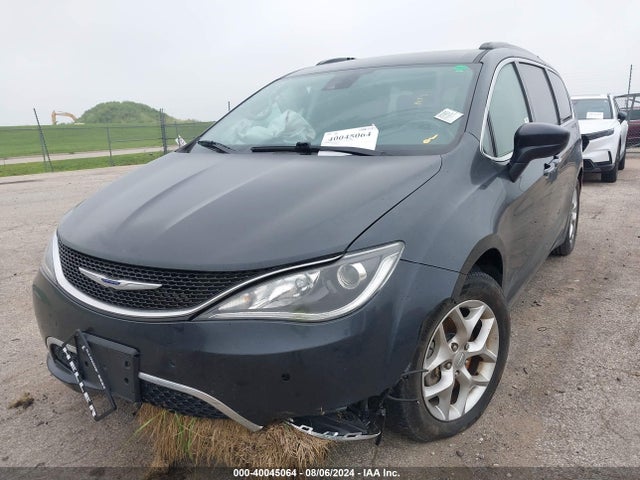 2C4RC1FG6KR702583 Chrysler Pacifica Touring Plus