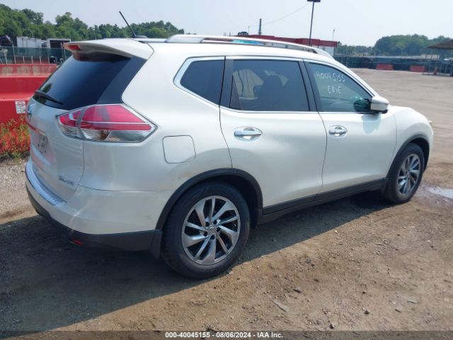 5N1AT2MV4FC775949 Nissan Rogue Sl