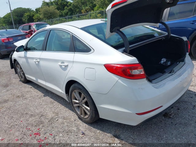 Hyundai SONATA SE 2016 5NPE24AF0GH371750 Image 3