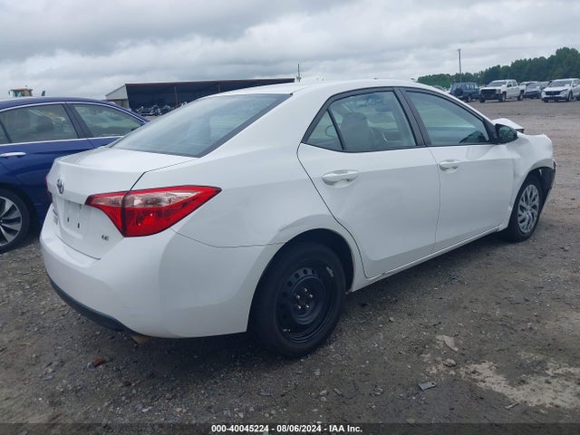 Toyota COROLLA LE 2017 2T1BURHE5HC948302 Image 4