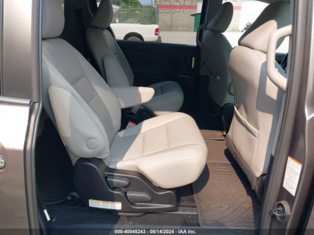 5TDDK3DC3GS131965 Toyota Sienna Limited 7 Passenger