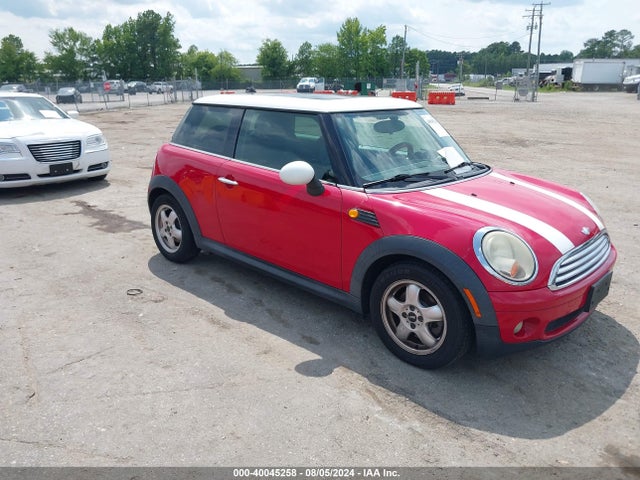 2007 MINI COOPER WMWMF33597TT50130 Photo 0
