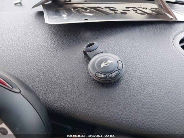 2007 MINI COOPER WMWMF33597TT50130 Photo 10