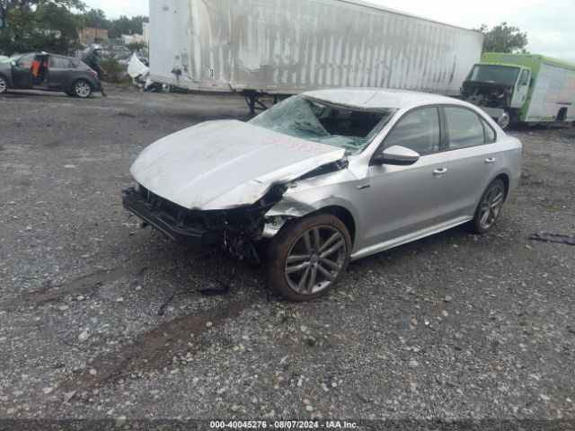 1VWAA7A33JC003426 Volkswagen Passat 2.0t R-line/2.0t S
