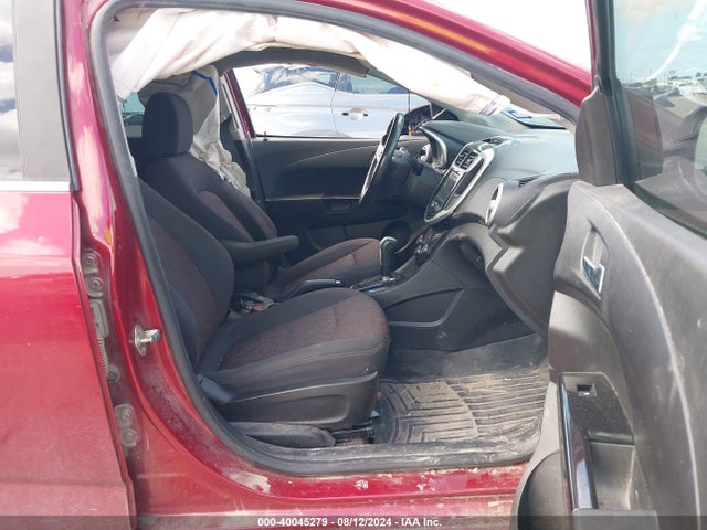Chevrolet Sonic Lt Auto 2019 1G1JD5SB3K4148023 Image 5